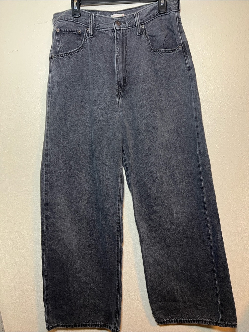 Levi's Women's High-Rise Cinch Baggy Jeans Capturing Moments Size 31